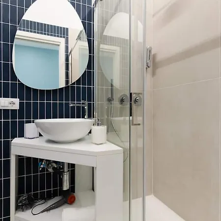 Bed & Breakfast Conte Binario Uno 4*