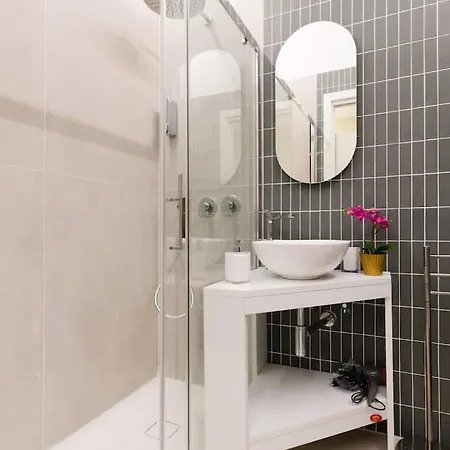 Bed & Breakfast Conte Binario Uno 4*