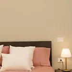 Bed & Breakfast Conte Binario Uno 4*