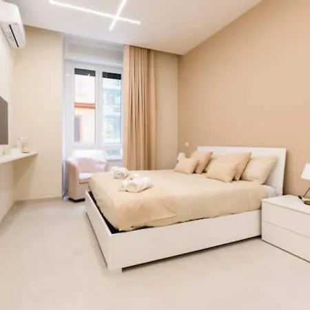 לינה וארוחת בוקר Luxury 4*